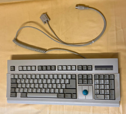 QTronix Scorpius 60 Keyboard Tastatur eingebauter Trackball AT PS/2, OVP