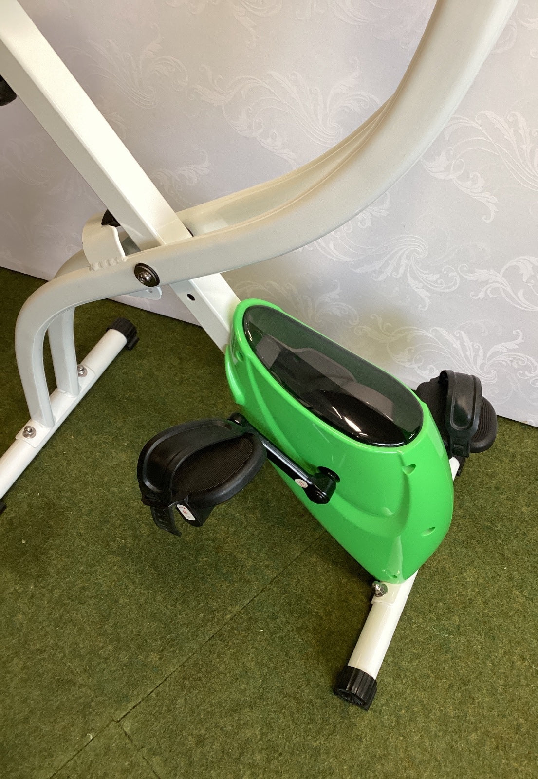 Faltbares Heimtrainer X-Bike Fitnessbike klappbar LCD-Display grün weiß