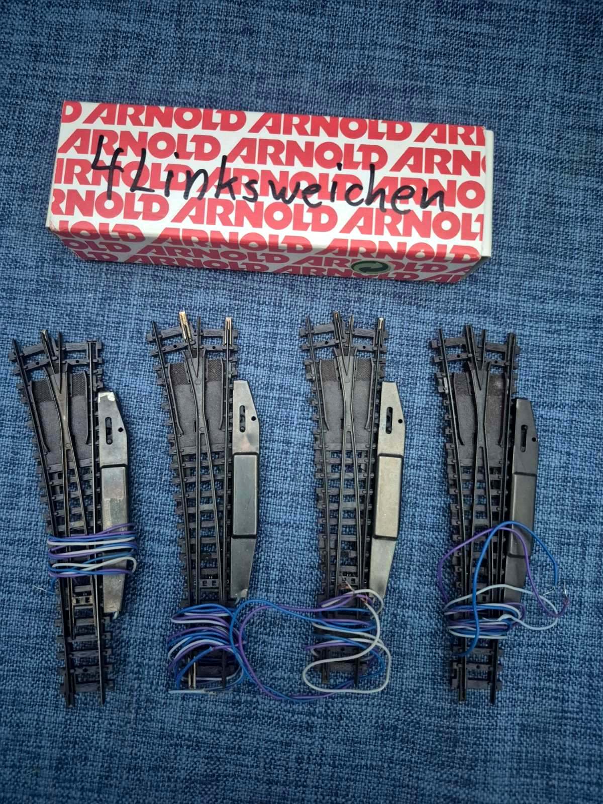 Arnold Spur N 4x Linksweiche elektrisch mit Antrieb Modellbahn Gleise Set OVP