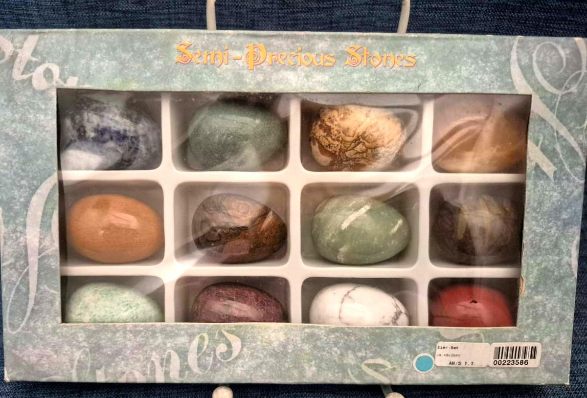 Semi-Precious Stones 12 Halbedelstein Eier Set Jaspis Quarz Howlit Jade Amethyst