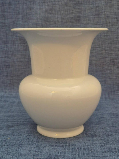 KPM Porzellan - Vase "Fidibus" - ca14,5 cm hoch - weiß - 1. Wahl - K.F. Schinkel