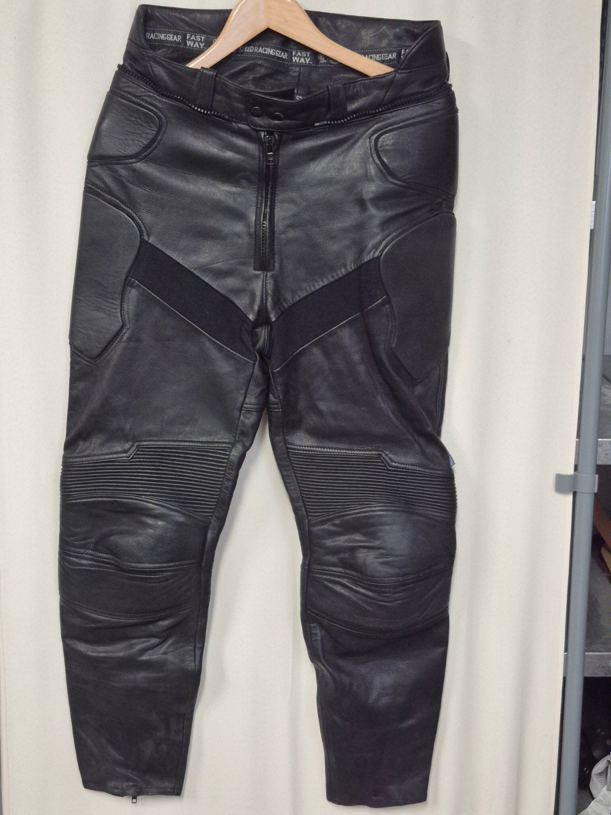 Fast Way Speed Racing Gear Motorrad Lederhose Gr. 52 schwarz Protektoren