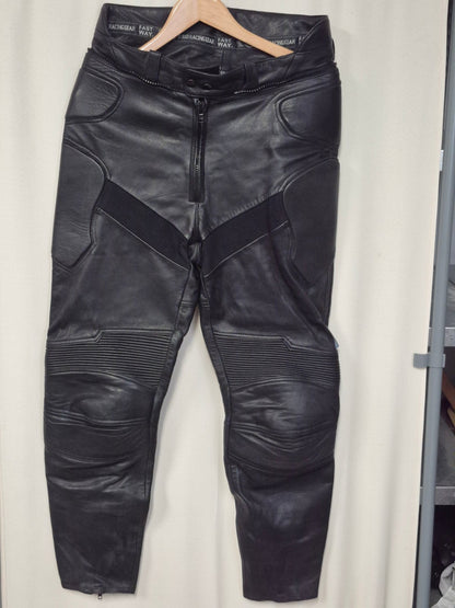 Fast Way Speed Racing Gear Motorrad Lederhose Gr. 52 schwarz Protektoren