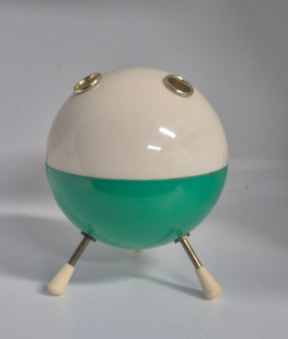 Kugel auf drei Beinen - Stift-/ Zigaretten-/Kerzenhalter - Kunststoff -Space Age