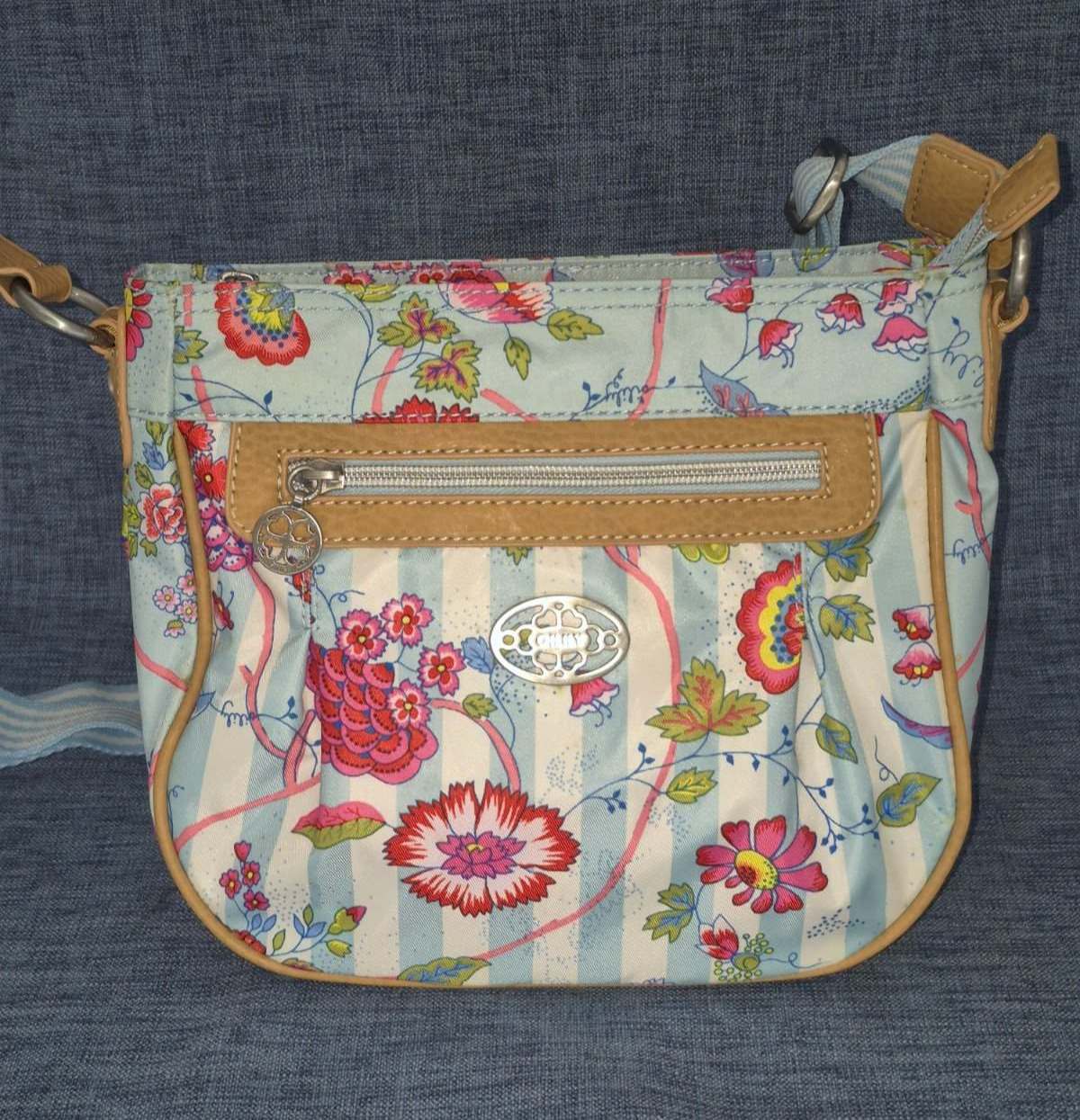 Oilily Umhängetasche Crossbody Bag Blumen Streifen Hellblau Bunt Damen