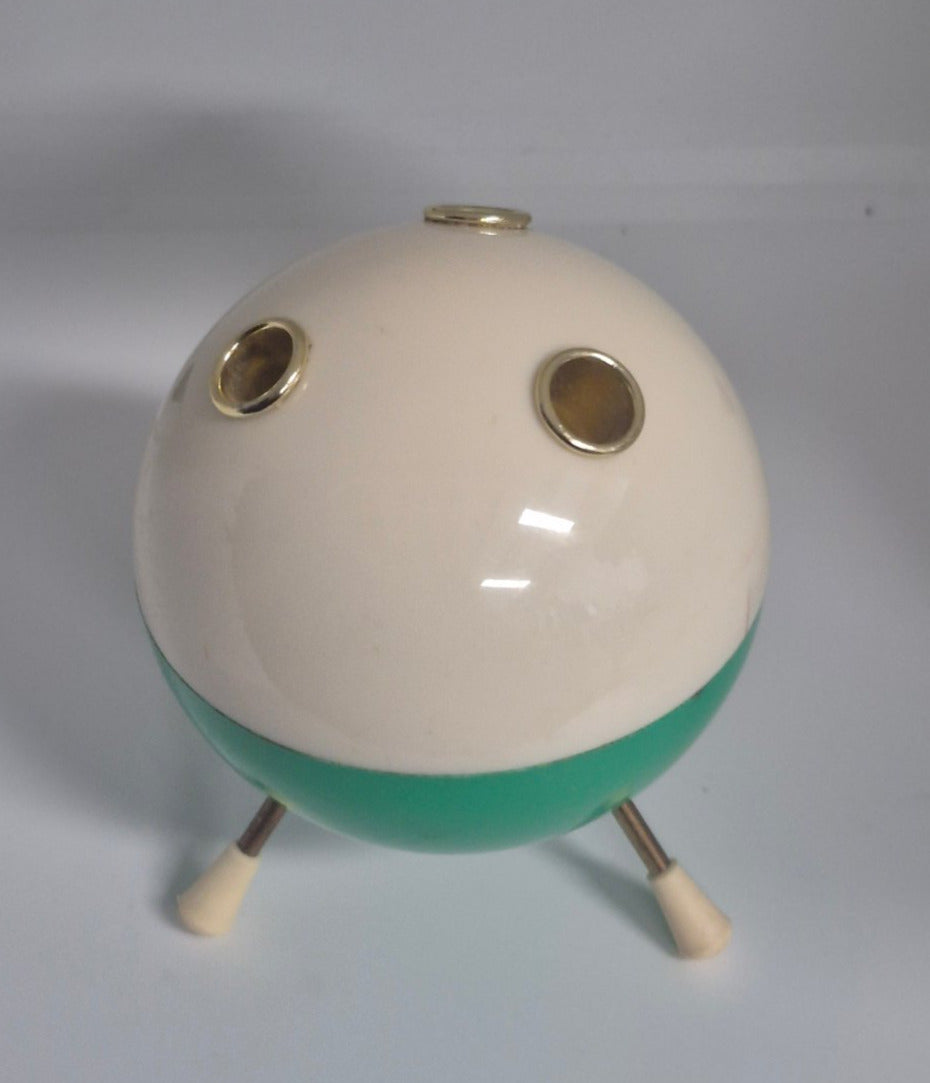 Kugel auf drei Beinen - Stift-/ Zigaretten-/Kerzenhalter - Kunststoff -Space Age