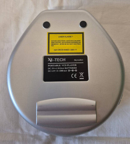X4-TECH Skywalker Portabler CD MP3 VCD Player mit Netzteil ESP silber