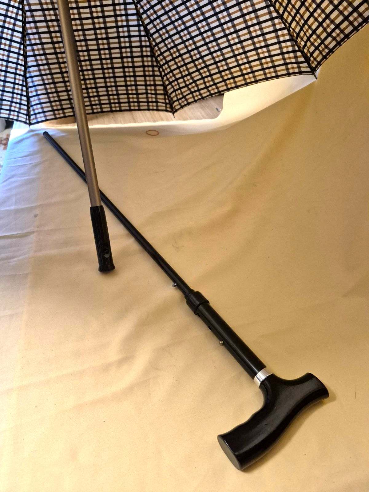 Weinberger Gehstock Regenschirm 2in1 Schirmstock Karomuster Mod. 640