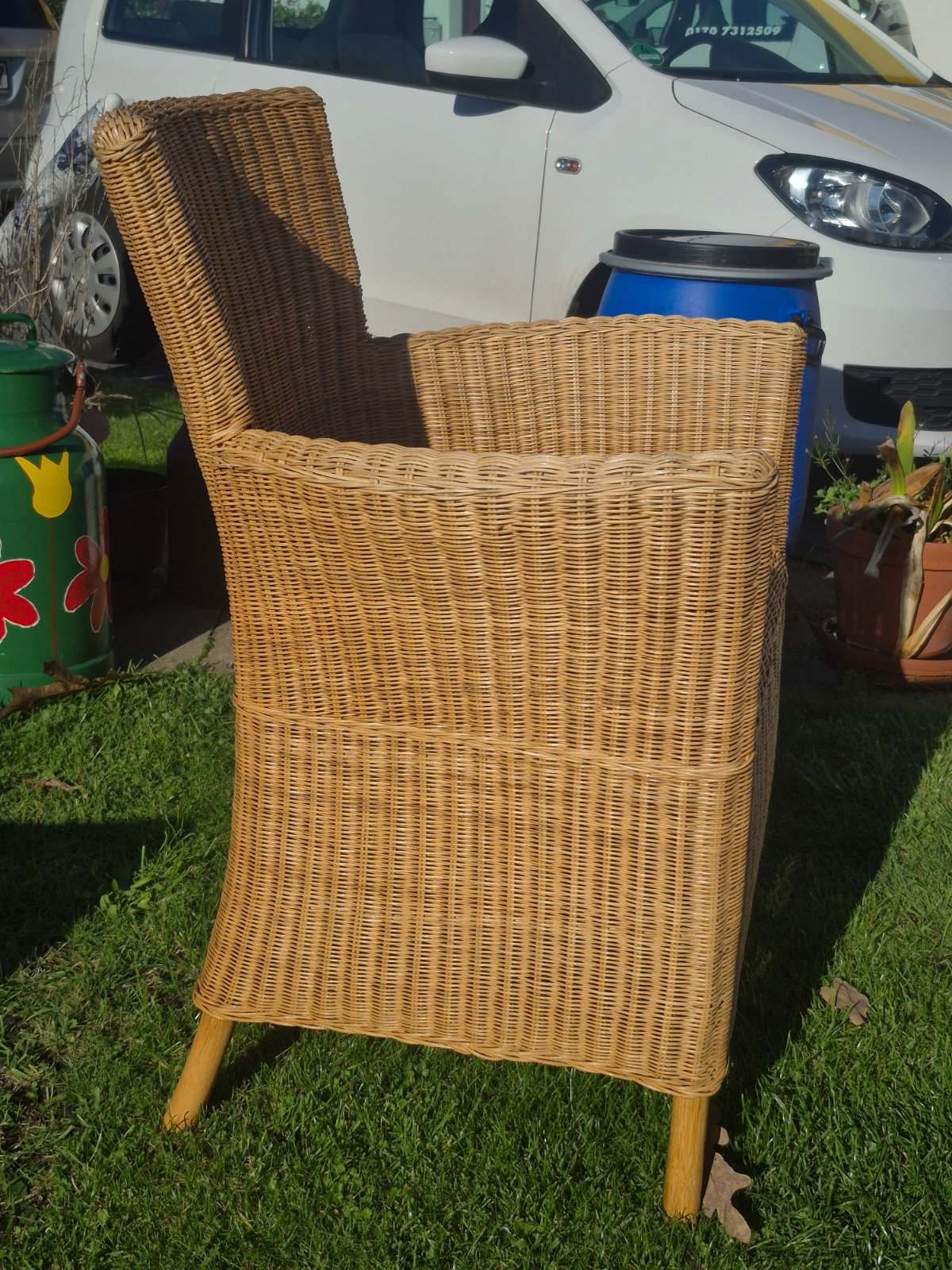 Rattanstuhl Korbsessel Armlehnstuhl Wicker Geflecht Holzbeine natur beige