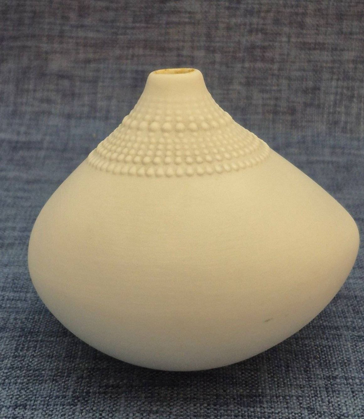 Rosenthal Studio Line - Design: T. Wirkkala - "Pollo" - Porzellan Noppenmuster