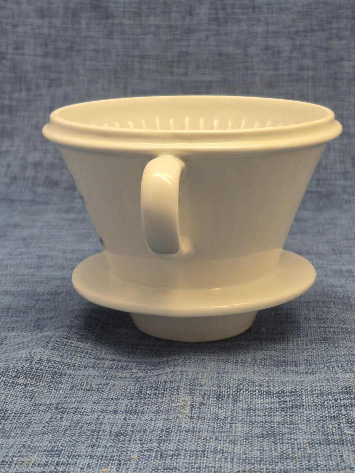 Melitta Schnell-Filter Nr. 102 Porzellan 4-8 Tassen 8-Lochfilter. D.R.P.