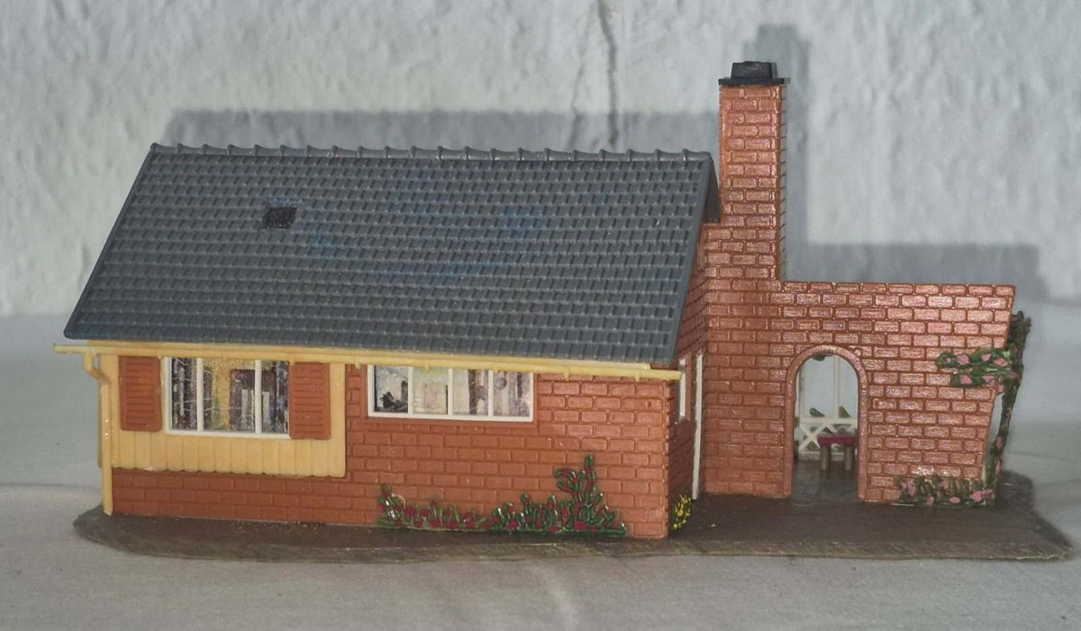 Faller B 264 Modellhaus Sommerhaus B264 Fertigmodell Spur H0 Eisenbahn Anlage