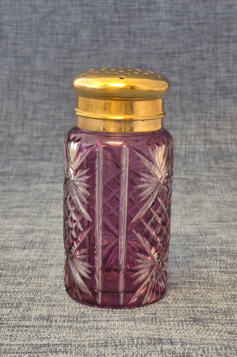 Antiker Streuer Amethyst Kristallglas geschliffen lila Gold Zucker Salz
