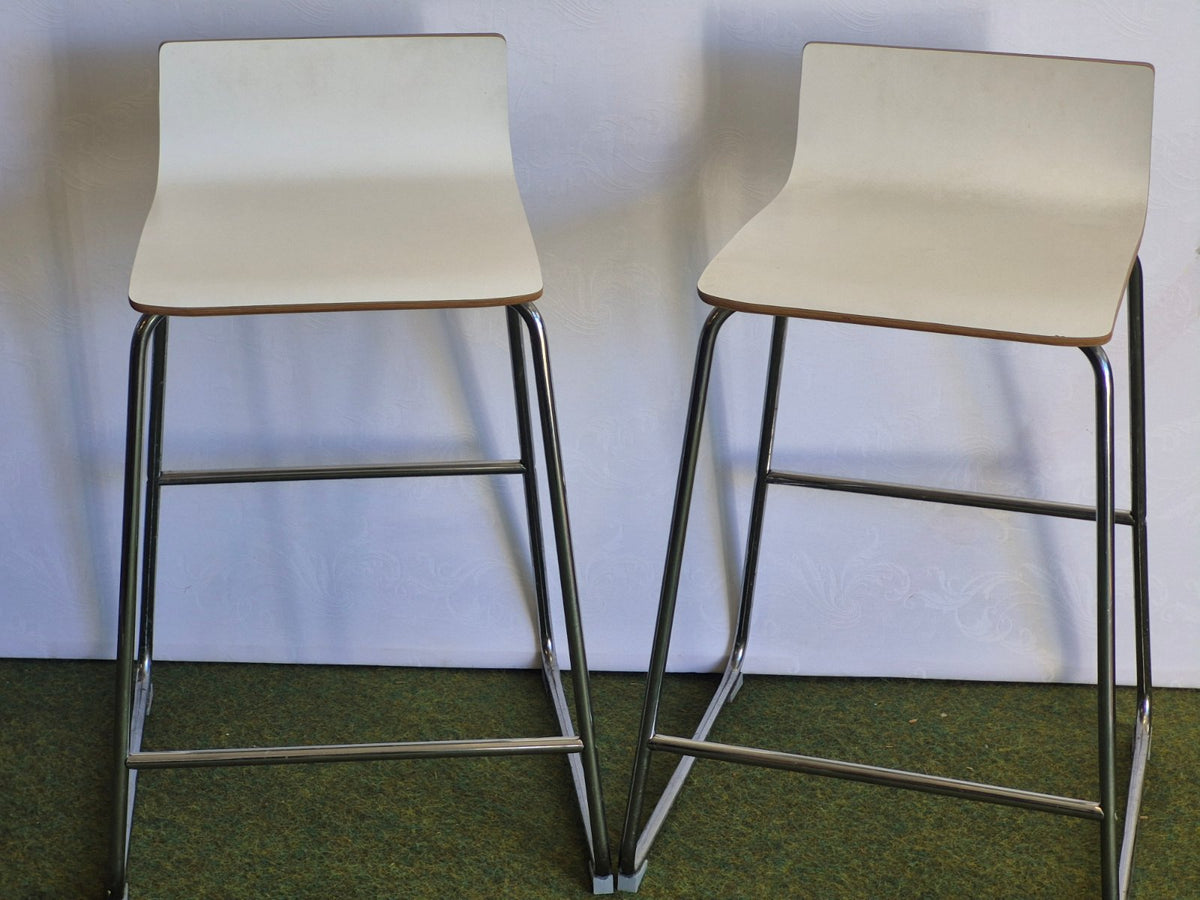 Ikea Sebastian - 2x Barhocker Holz Schichtholz weiß Chromgestell