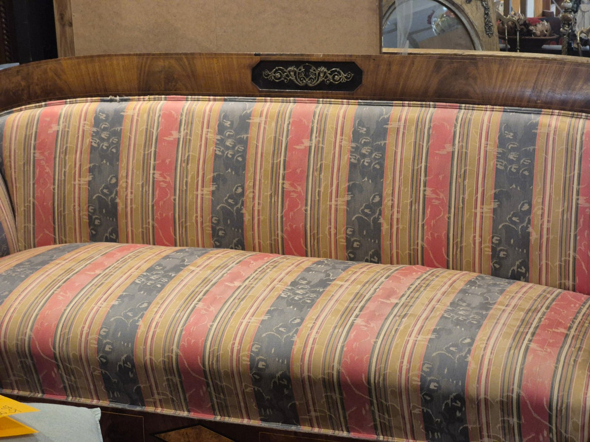 Antikes Biedermeier Sofa - Nussbaum Furnier -Messing Applikation - Streifenstoff