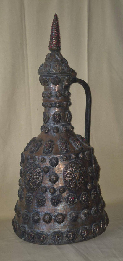 Alte Orientalische Kupferkanne Ewer mit Deckel Reliefdekor Steine Löwen Deko