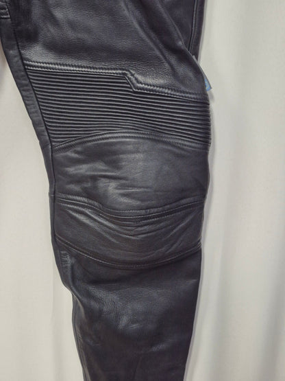 Fast Way Speed Racing Gear Motorrad Lederhose Gr. 52 schwarz Protektoren