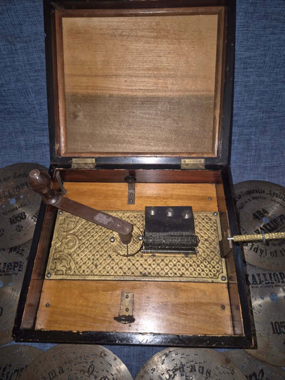 Kalliope Spieldose Plattenspieldose antik Leipzig 10 Platten Nussbaum Rarität