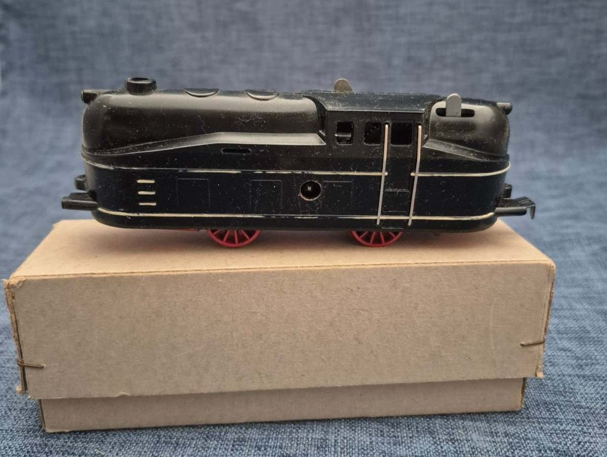 Fleischmann Lok 1 St.1460 Spur 0 Made in US-Zone Germany OVP 50er Uhrwerkantrieb