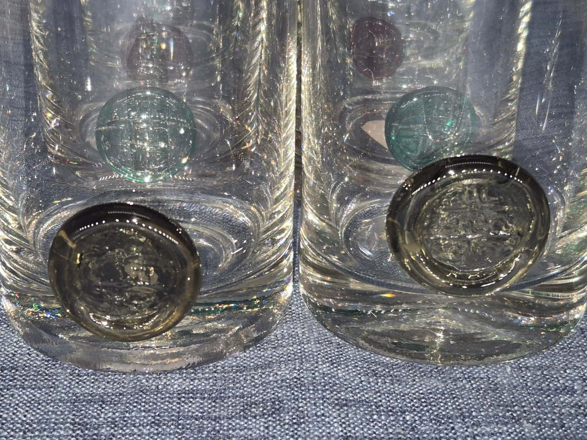 6x Whisky Gläser Set Tumbler farbige Münze im Boden klar Glas Vintage