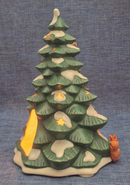 Goebel Weihnacht Verschneiter Lichterbaum Keramik Teelichthalter Eichhörnchen