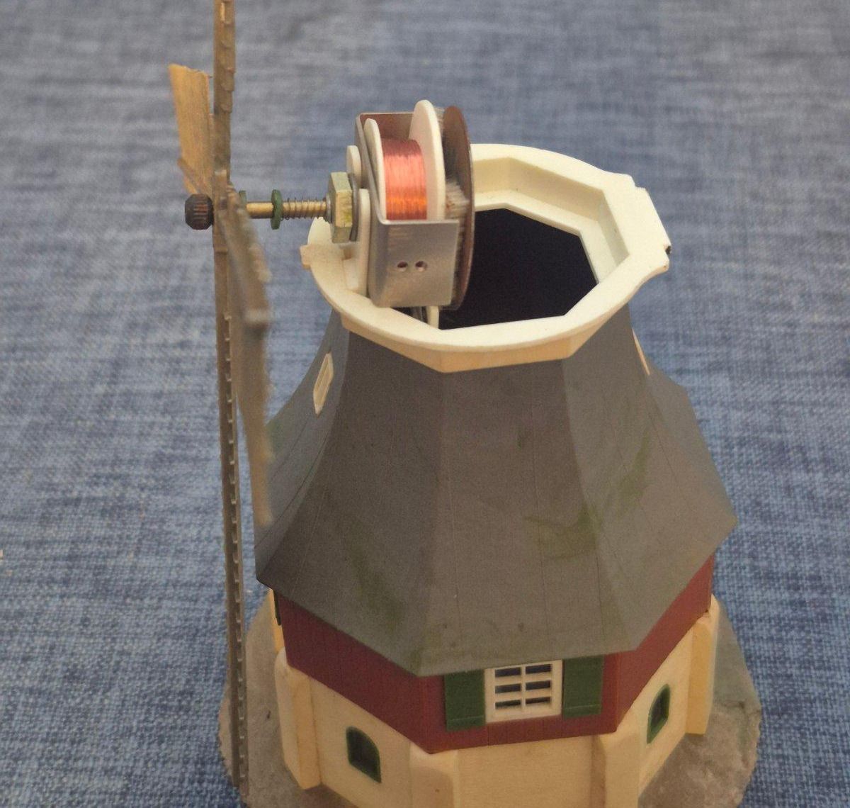 Faller Windmühle Modelleisenbahn H0 , B233, beleuchtet, fertig gebaut