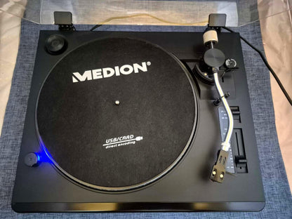 Medion LIFE P69044 MD 83821 USB Plattenspieler MP3 SD Fernbedienung OVP
