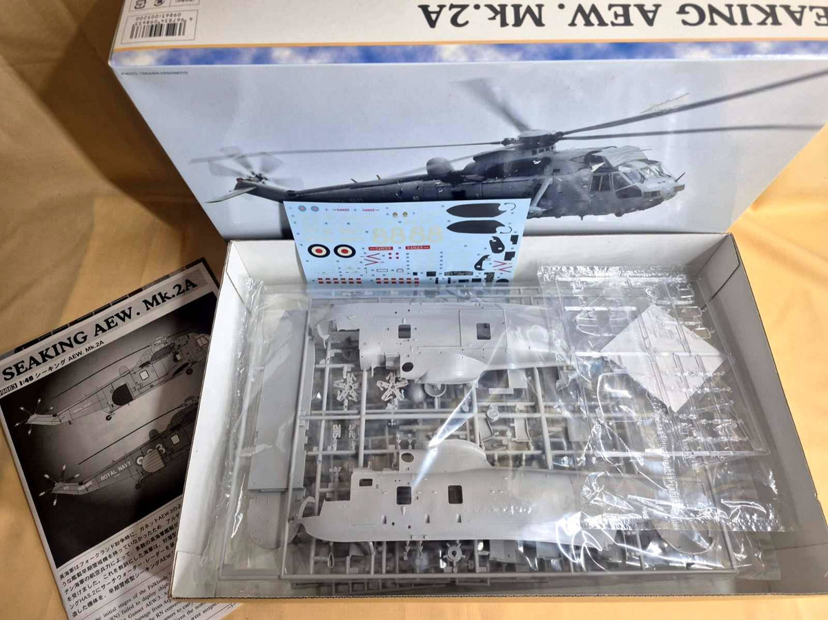 Hasegawa 09863 Sea King AEW Mk.2A 1:48 Special Version Modellbausatz OVP