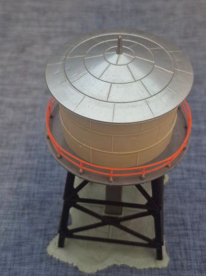 Faller - B144 Modellbahn Wasserturm Plastik Gebäude  H0 Anlage Eisenbahn Zubehör