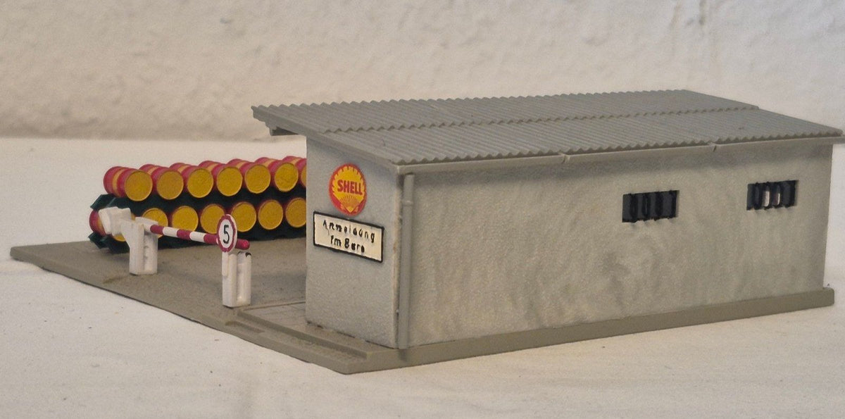 Kibri Tanklager Shell Diorama Modelleisenbahn Spur H0 fertig gebaut