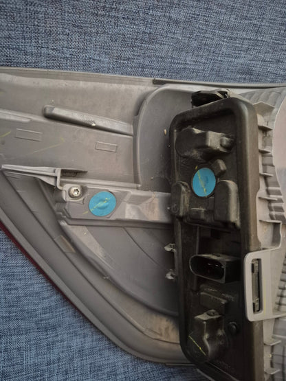BMW X3 F25 Rückleuchte hinten rechts RH OE Valeo Sylvania ECE High 2012