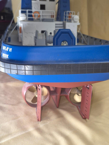 Schiffsmodell Schlepper Fairplay VI Rostock detailreich Kunststoff Diorama