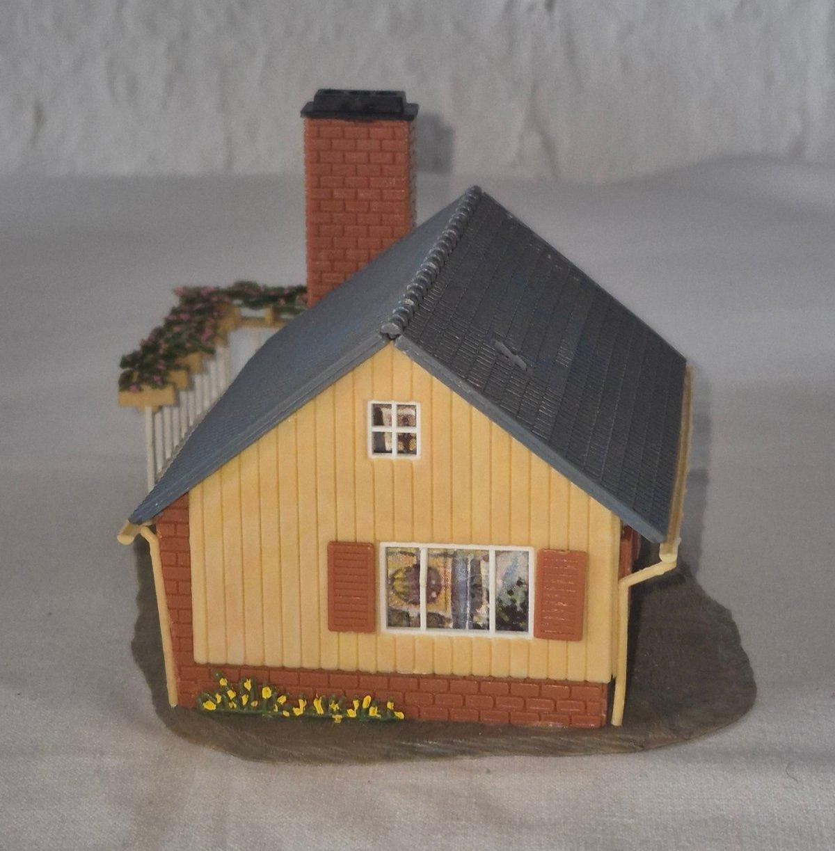Faller B 264 Modellhaus Sommerhaus B264 Fertigmodell Spur H0 Eisenbahn Anlage