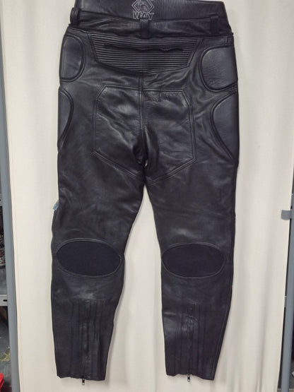 Fast Way Speed Racing Gear Motorrad Lederhose Gr. 52 schwarz Protektoren
