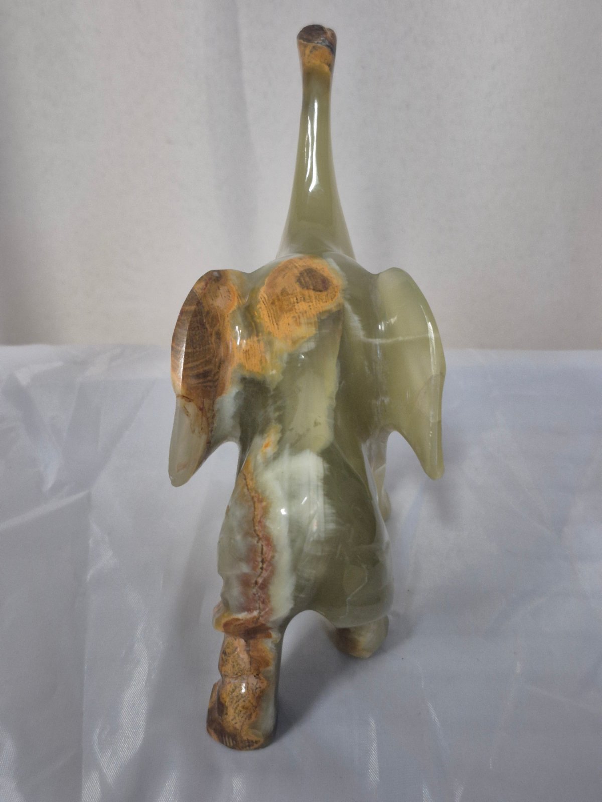 Elefant Figur Onyx Marmor handgeschnitzt Skulptur Rüssel oben Naturstein Deko