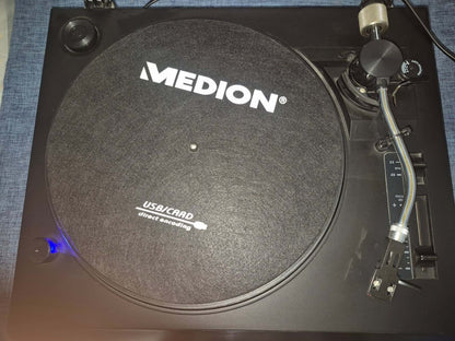 Medion LIFE P69044 MD 83821 USB Plattenspieler MP3 SD Fernbedienung OVP
